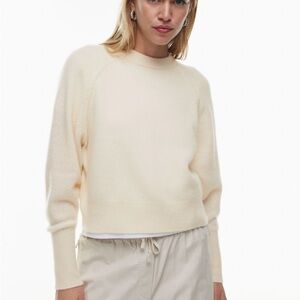 Aritzia babaton luxe 100% cashmere sweater